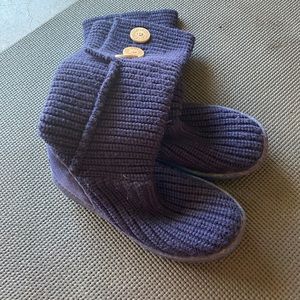 Women’s sweater like UGG boots